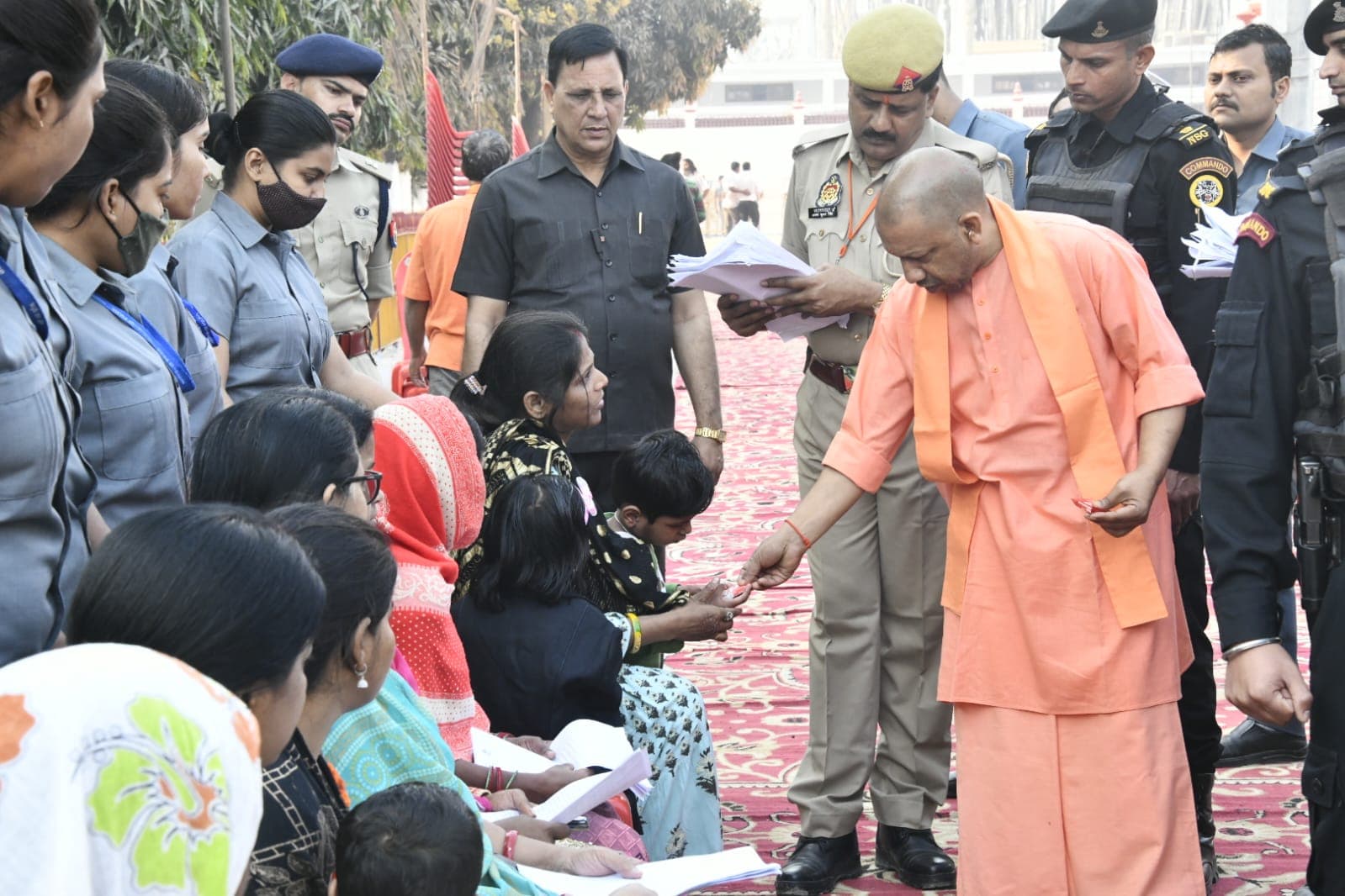 UP News : पैसे के अभाव में नहीं रुकेगा किसी का इलाज, मुख्यमंत्री योगी आदित्यनाथ ने कही ये बड़ी बात