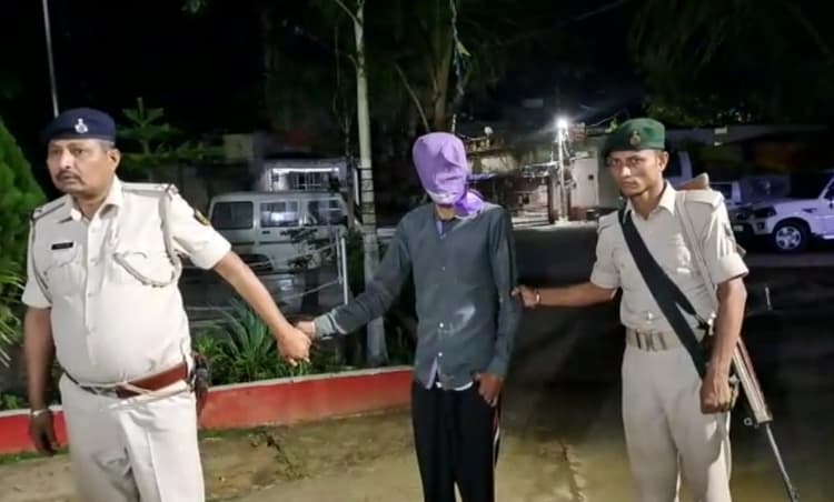 बिहार: जमुई में घर के सामने खड़ी लड़कियों को जबरन किस करके भागा सिलेंडर डिलीवरी ब्वॉय, गिरफ्तार
