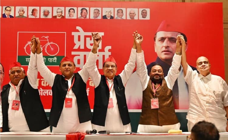 Bihar- UP Politics News: तेजस्वी की राह पर अखिलेश, जानें  मिशन 2024 के लिए MY की जगह क्या है सपा का MYD प्लान