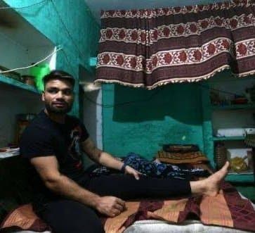 फिल्मी हीरो जैसी है अंतिम 5 गेंद पर 5 छक्के जड़कर कोलकाता नाइट राइडर्स को जिताने वाले रिंकू सिंह की रियल लाइफ