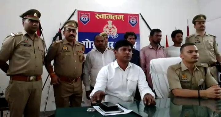 UP News : विलुप्त हो रही प्रजाति इंडियन फ्लैप सेल कछुओं के साथ चार तस्कर दबोचे, चीन में होनी थी डिलेवरी