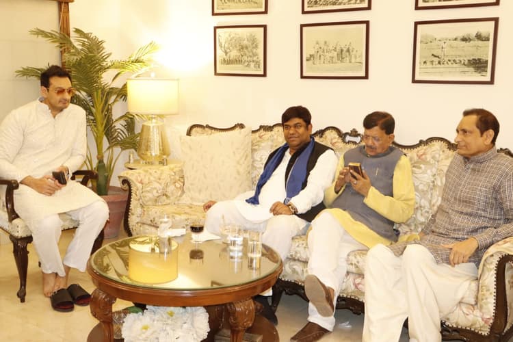 महबूब अली कैसर के घर पहुंचे मुकेश साहनी, बोले सर्वधर्म सद्भाव में हमारा है विश्वास