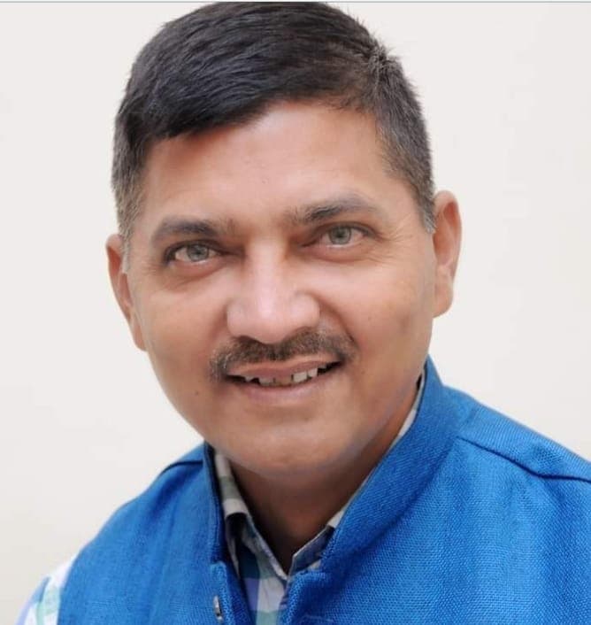 UP Board Result 2023 :  विधायकी छूटी तो पढ़ाई शुरू, जानिए 53 की उम्र में इंटर पास करने वाले नेताजी की ' जिद '