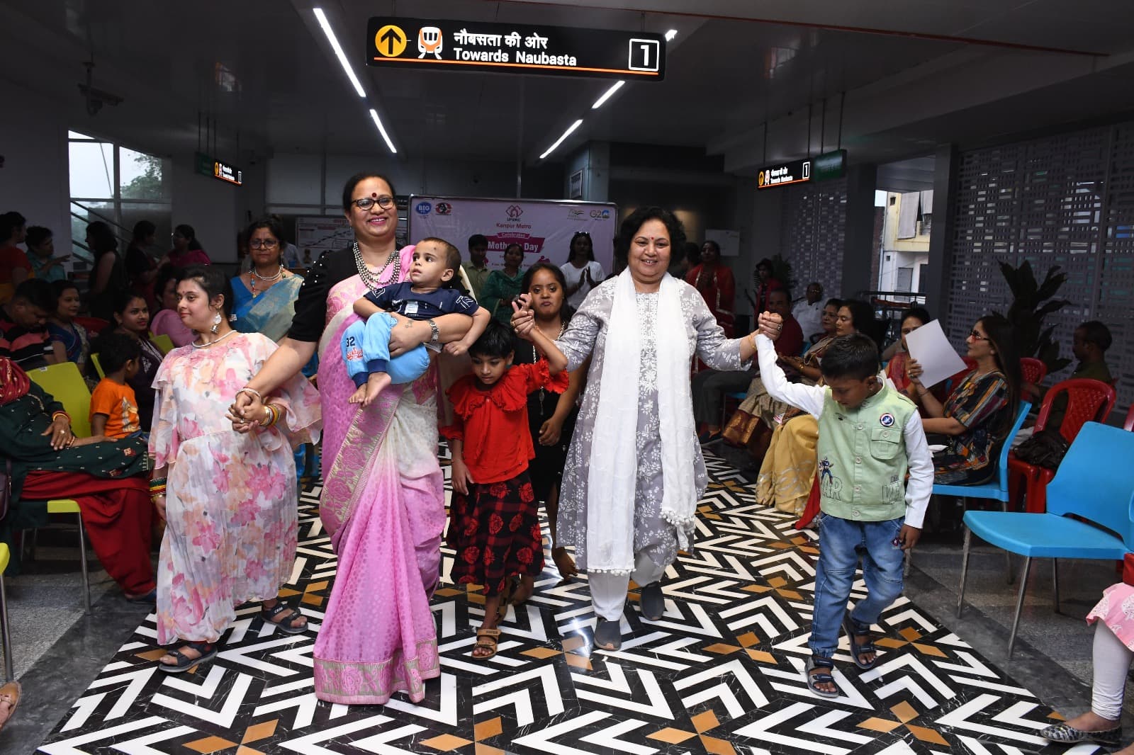 UP News : कानपुर मेट्रो ने सांस्कृतिक प्रस्तुतियों और रक्तदान शिविर के साथ मनाया ‘ मदर्स डे'