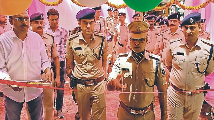 बिहार में साइबर अपराधियों की खैर नहीं, 44 नये थाने खुले, इ-मेल या डाक से भी दर्ज करा सकेंगे एफआइआर