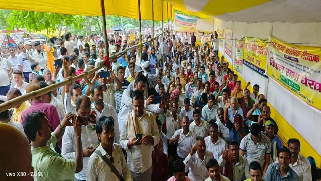 बिहार: धरना में शामिल होने वाले शिक्षकों पर होगी कार्रवाई, केके पाठक का आदेश- भड़काने वाले शिक्षकों पर हो FIR