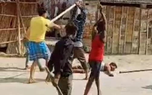 Begusarai News: प्रेम-प्रसंग को लेकर चार माह से कोरैय गांव में तनाव, 10 से अधिक लोग जख्मी...