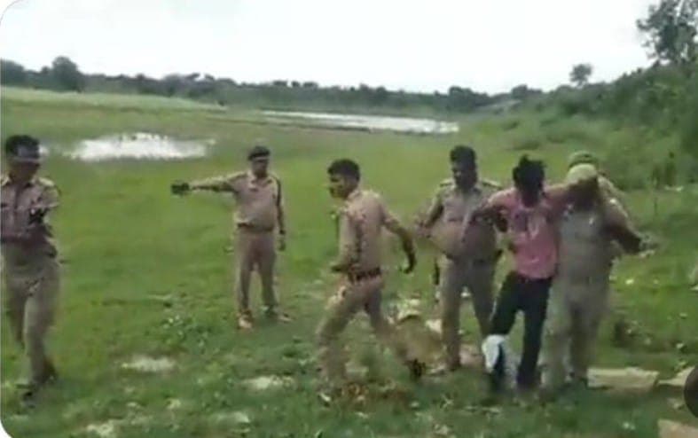 गोरखपुर में सोशल मीडिया इन्फ्लुएंसर को अगवा कर पांच युवकों ने किया दुष्कर्म, मुठभेड़ में एक आरोपी गिरफ्तार