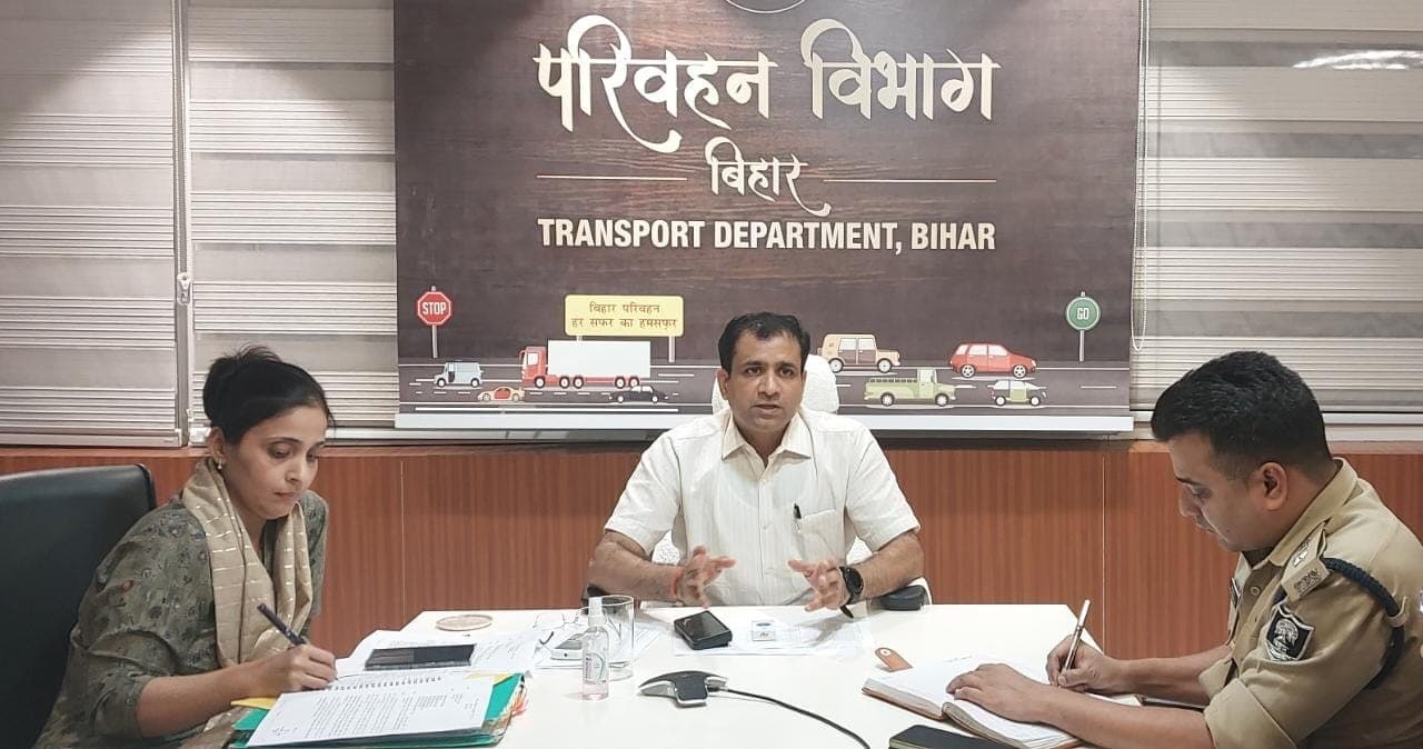 ट्रैफिक रूल्स तोड़ने पर अब वाहनों के अनुसार लगेगा जुर्माना, नंबर प्लेट फैंसी तरीके से लिखवाना अवैध