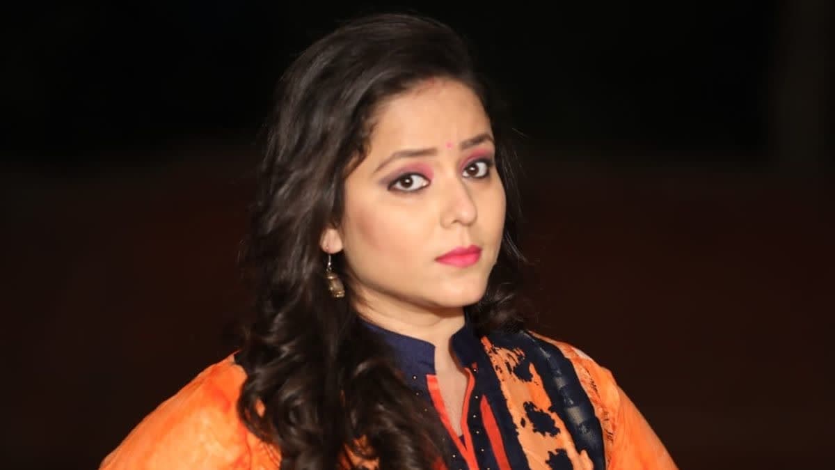 भोजपुरी सिंगर निशा पाण्डेय के खिलाफ अश्लील फोटो वायरल करने का मुकदमा दर्ज, साइबर पुलिस मामले की करेगी जांच