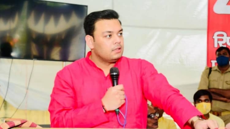 बेसिक शिक्षा के पाठ्यक्रम में पूर्व CM कल्याण सिंह को मिल सकती है जगह, शिक्षा मंत्री बोलें- किया जा रहा विचार