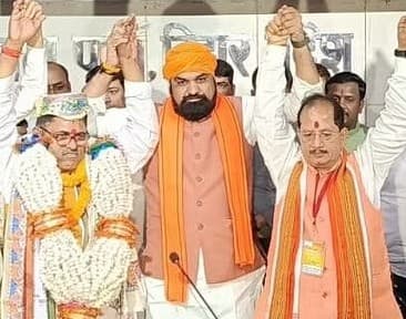 Bihar: भाजपा ने एक साथ खेले तीन दांव, सम्राट चौधरी की जगह हरि सहनी को मिला ताज, जानें बिहार की राजनीति पर असर