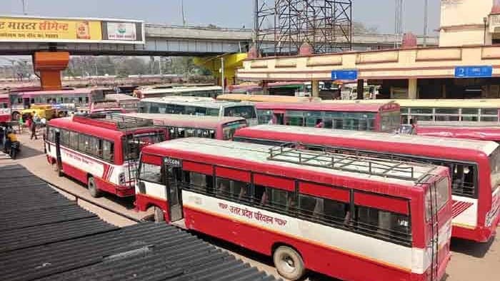 वाराणसी: कैंट रोडवेज से आनंद विहार जाने वाले यात्रियों को बड़ी राहत, कोरोना के बाद से बंद बस सेवा हुई शुरू