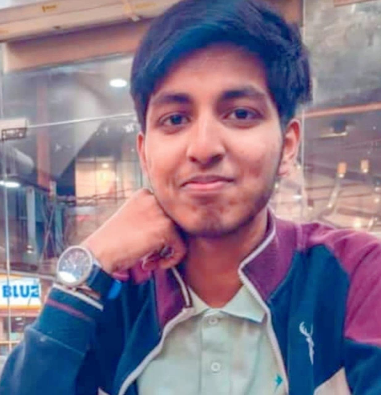 UP News: मां को दुबई की फ्लाइट में बैठाकर दिल्ली से लौट रहे एएमयू छात्र की अलीगढ़ में ट्रेन की चपेट आने से मौत