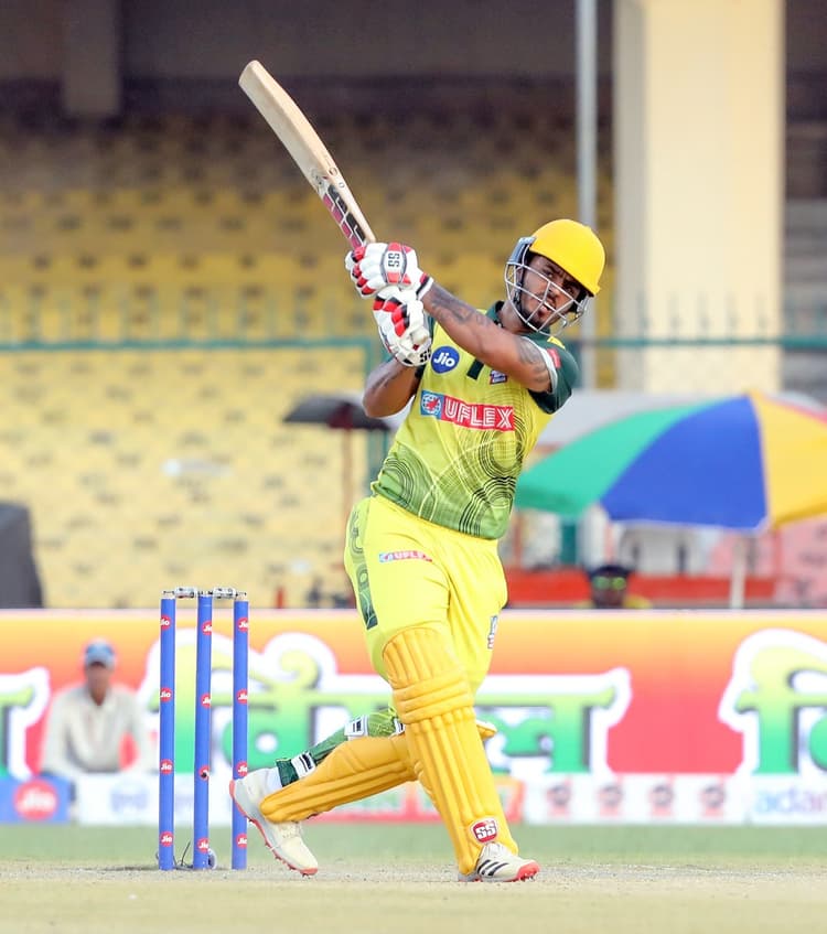 UP T-20 League : ग्रीन पार्क में नोएडा सुपर किंग्स ने लगाई हैट्रिक, लखनऊ फॉल्कन्स को 8 विकेट से हराया