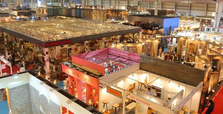 आभूषणों की प्रदर्शनी: आगरा में तीन दिवसीय ज्वेलरी एक्सपो में जुटेंगे 92 ब्रांड, करोड़ों का होगा कारोबार