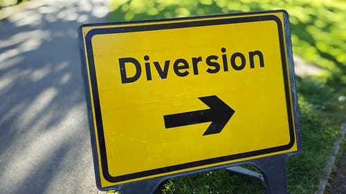 आगरा: शहरवासी दें ध्यान! मेट्रो टनल में निर्माण कार्य के चलते 10 दिन के लिए डायवर्ट किया गया यातायात