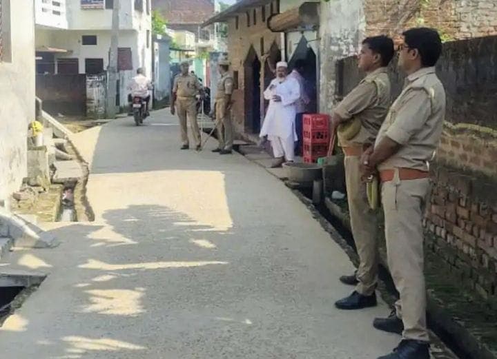 NIA को महराजगंज फरेंदा के विकास नगर में मिला पाकिस्तानी कनेक्शन, आरोपी की तलाश में दिनभर छापेमारी