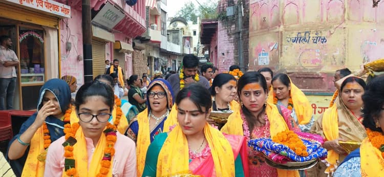 Explainer : Radha Ashtami 2023  की पूर्व संध्या पर चाव शोभायात्रा, जानें - बरसाने में कैसे बरस रही भक्ति ?