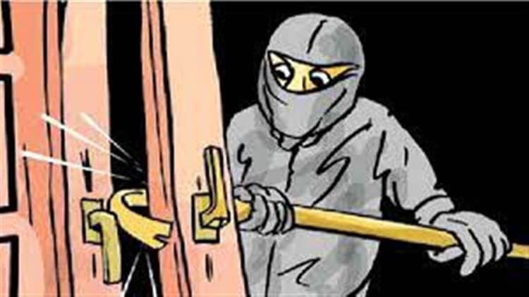 बिहारः मुजफ्फरपुर में आभूषण दुकानदार की बाइक से डेढ़ किलाे सोना और पांच किलो चांदी की चोरी...