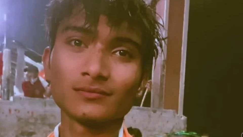 अलीगढ़: 18 वर्षीय युवक की गोली मारकर हत्या, सोते समय घर से बुला ले गए दोस्त, दो गिरफ्तार