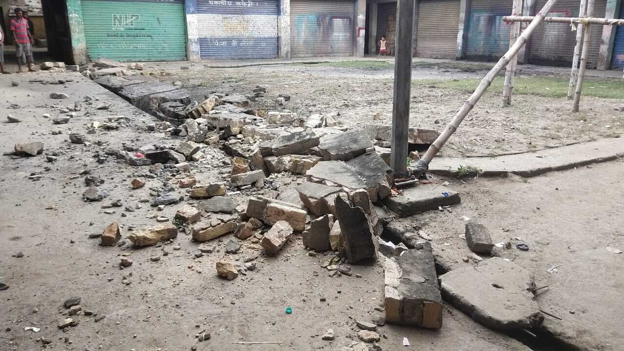 बिहार में आंधी-बारिश से कहीं पेड़ गिरे तो कहीं घर हुआ क्षतिग्रस्त, जानें आने वाले दिनों का मौसम पूर्वानुमान