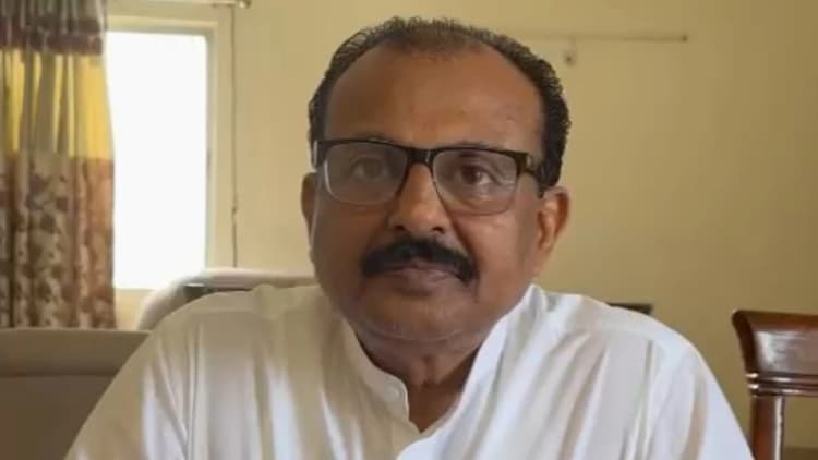 अलीगढ़: फिलिस्तीन का समर्थन करने वाले छात्रों को रासुका लगा कर बंद कर देना चाहिए- राज्य मंत्री रघुराज सिंह