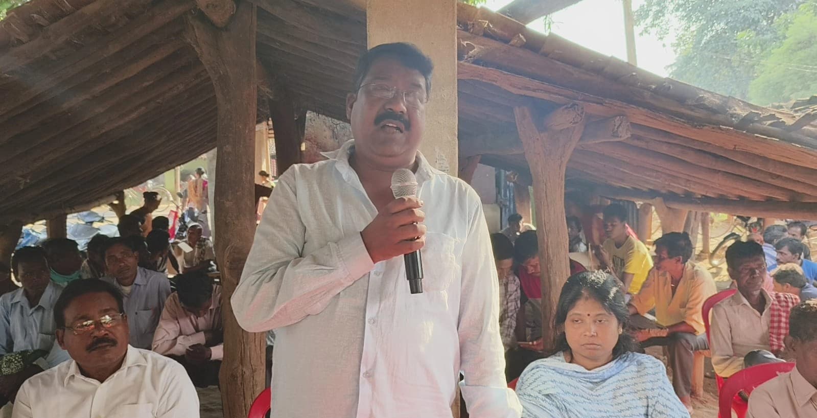 झारखंड: भारतमाला प्रोजेक्ट की सड़क को लेकर बोले विधायक नमन विक्सल कोंगाड़ी, केंद्र तक पहुंचाएंगे अपनी बात