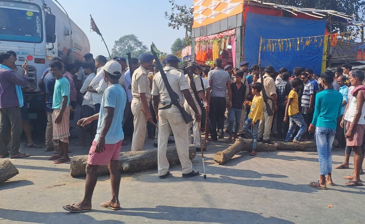पटनाः सड़क हादसे में तीन वर्षीय बच्ची की मौत, आक्रोशित लोगों ने किया सड़क जाम...