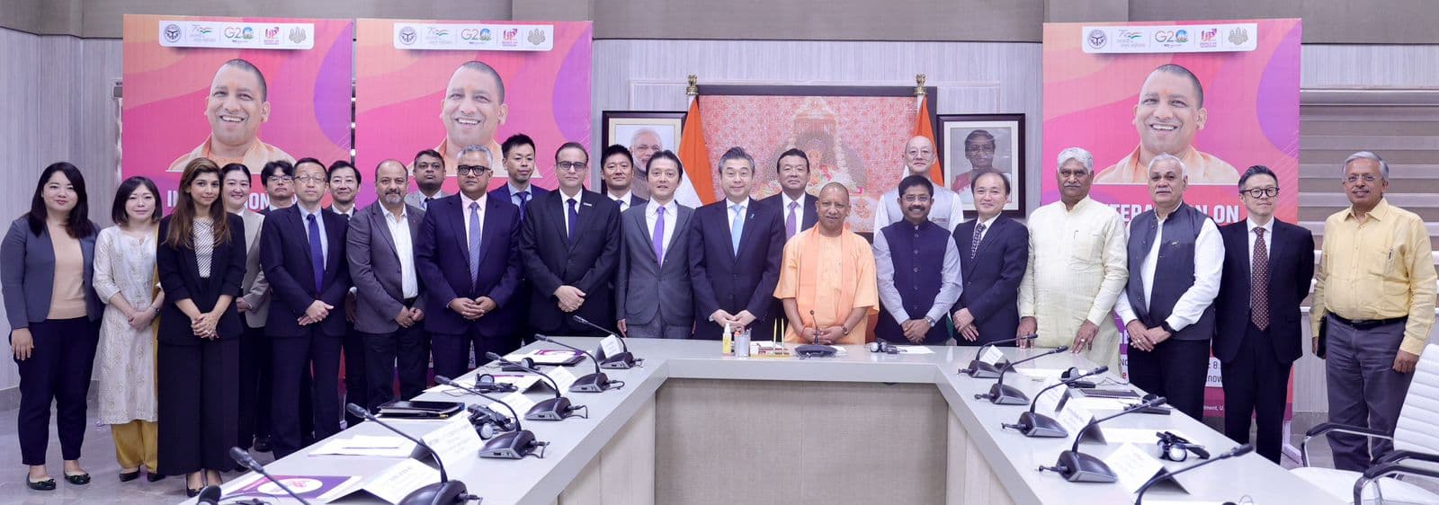 JOB: जापान यूपी में हजारों युवाओं को देगा रोजगार, निवेश के लिए प्रतिनिधिमंडल  सीएम योगी से मिले जापानी राजदूत