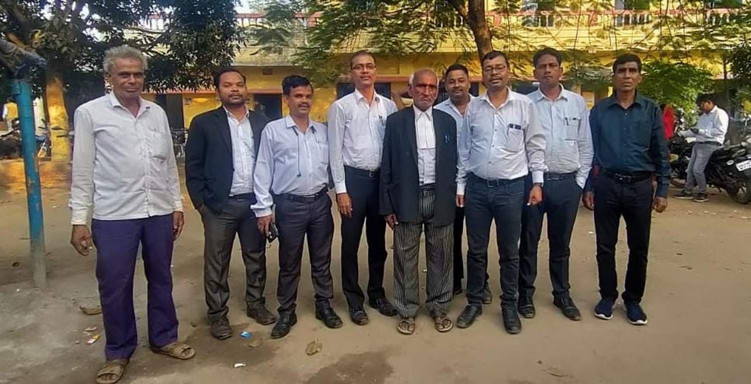 बोकारो जिला अधिवक्ता संघ के पूर्व अध्यक्ष सीताराम रवानी का निधन, आज जिले के न्यायिक कार्य रहेंगे बंद