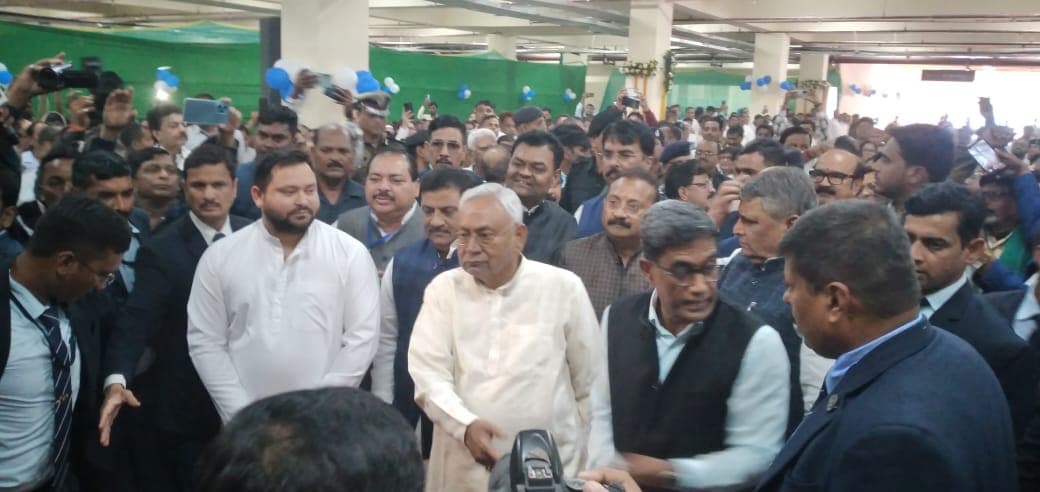 बिहार: DMCH में 400 बेड के सर्जिकल ब्लॉक का  नीतीश कुमार ने किया उद्धाटन, सीएम ने दरभंगा को दिए और कई सौगात..