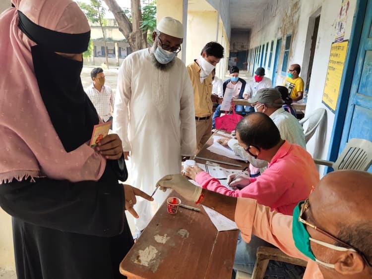 Bihar Panchayat Chunav : शराब माफियाओं की बड़ी साजिश, पंचायत चुनाव जीतकर काले धंधे को बड़ा बनाने की योजना