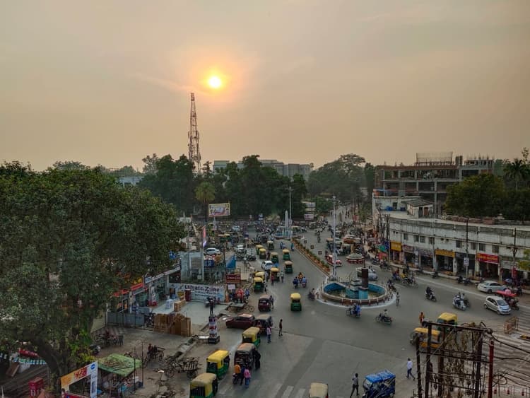 CM योगी ने कहा, वायु प्रदूषण घटाने के लिए अधिकारियों को दी यह तरकीब, पढ़ें पूरी खबर...