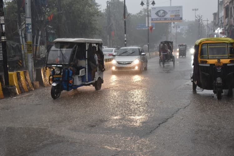 Bihar Weather News: बिहार में बदला मौसम का मिजाज, मुजफ्फरपुर समेत कई जिलों में बारिश के आसार