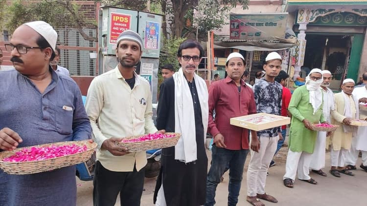 जिम्मेदार बने मुस्लिम समुदाय