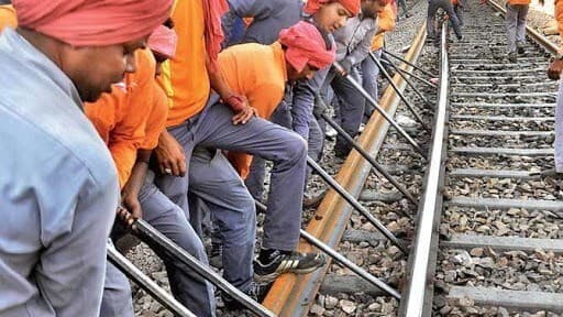 Railway News: अब रेलवे मजदूरों को कराएगी सस्ता सफर, बरेली से प्रवासी मजदूर स्पेशल ट्रेन का होगा संचालन