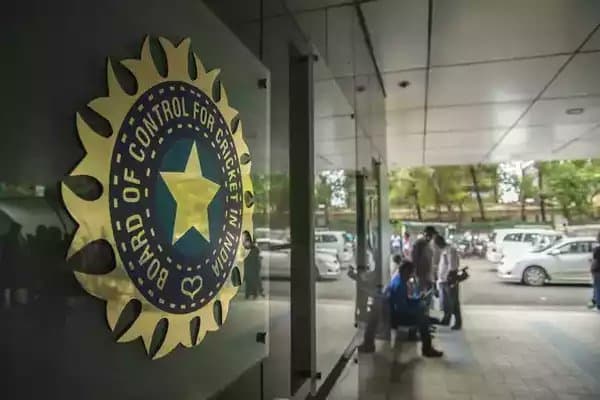 BCCI के सभी इंटरनेशनल और घरेलू टूर्नामेंट का टाइटल स्पॉन्सर बना मास्टरकार्ड, पेटीएम की हुई छुट्टी