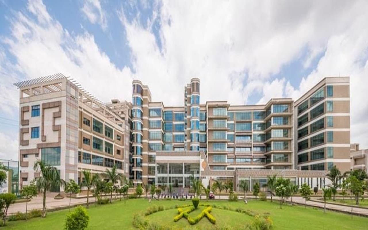 झारखंड: पॉजिटिव इंपैक्ट रेटिंग में XLRI बना टॉप बिजनेस स्कूल, पायनियरिंग स्कूल की कैटेगरी में मिला ये खिताब