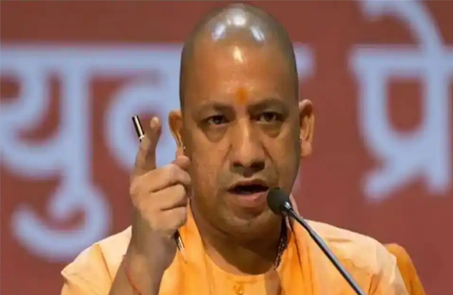 योगी का विरोधियों पर निशाना कहा, अब्बाजन गरीबों का राशन खाते थे, जायेंगे जेल