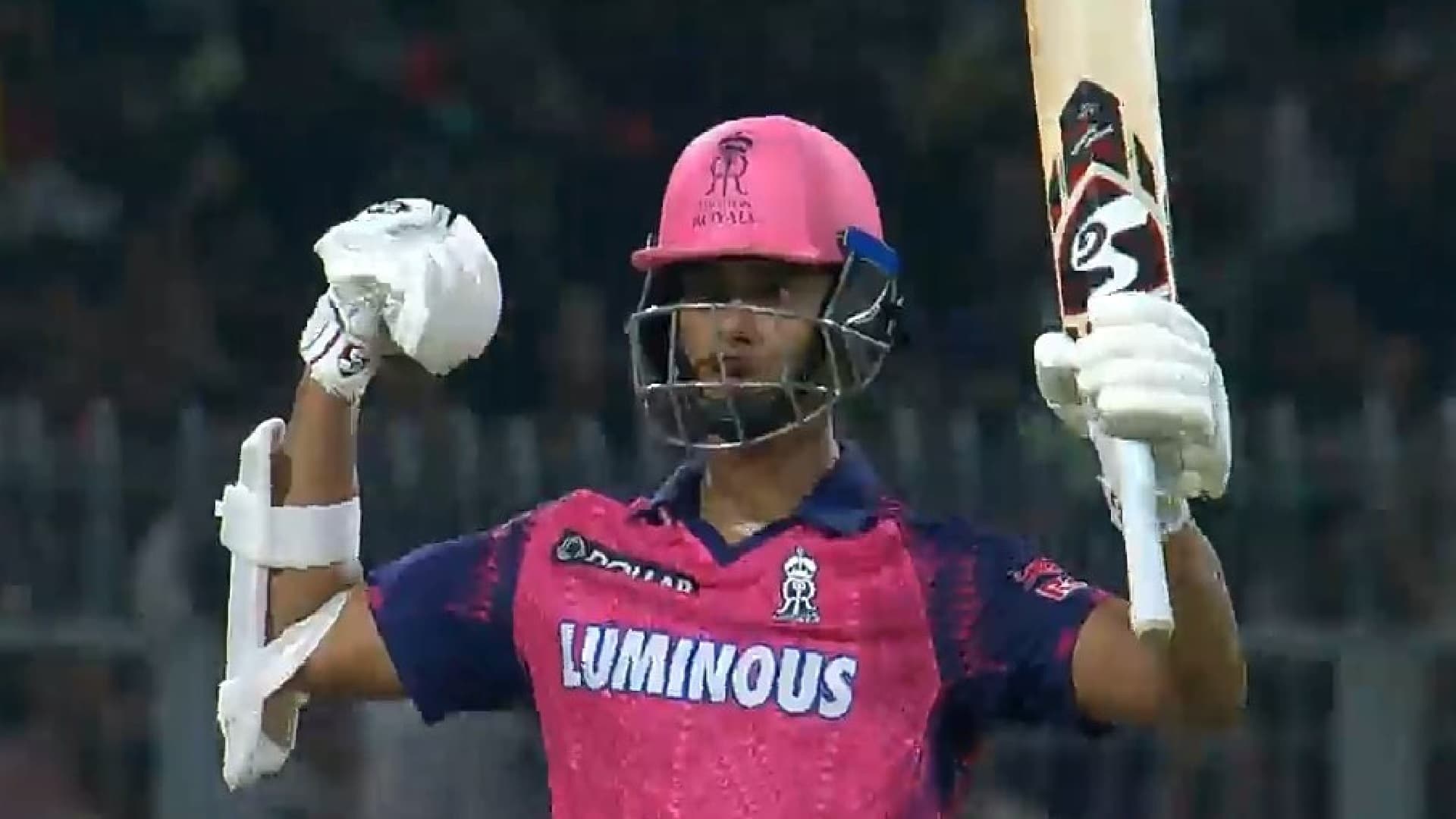 IPL Fastest Fifty: यशस्वी जायसवाल ने IPL में जमाया सबसे तेज अर्धशतक, 13 गेंद में 50 जड़ तोड़ा राहुल का रिकॉर्ड