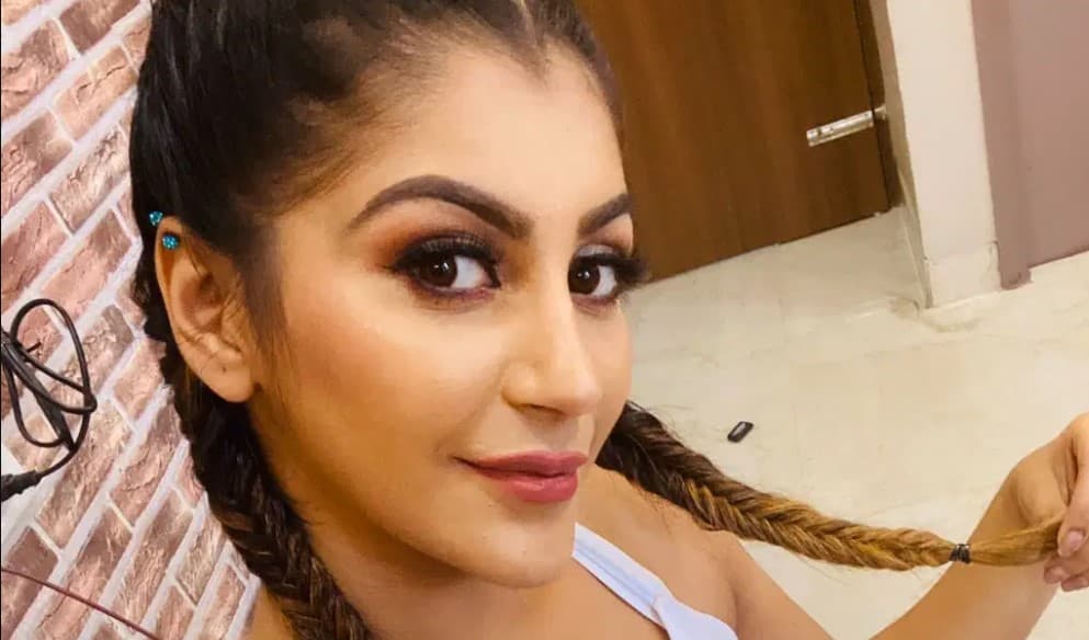 एक्ट्रेस याशिका आनंद का ड्राइविंग लाइसेंस जब्त, कार एक्सीडेंट में हो गई थी दोस्त की मौत