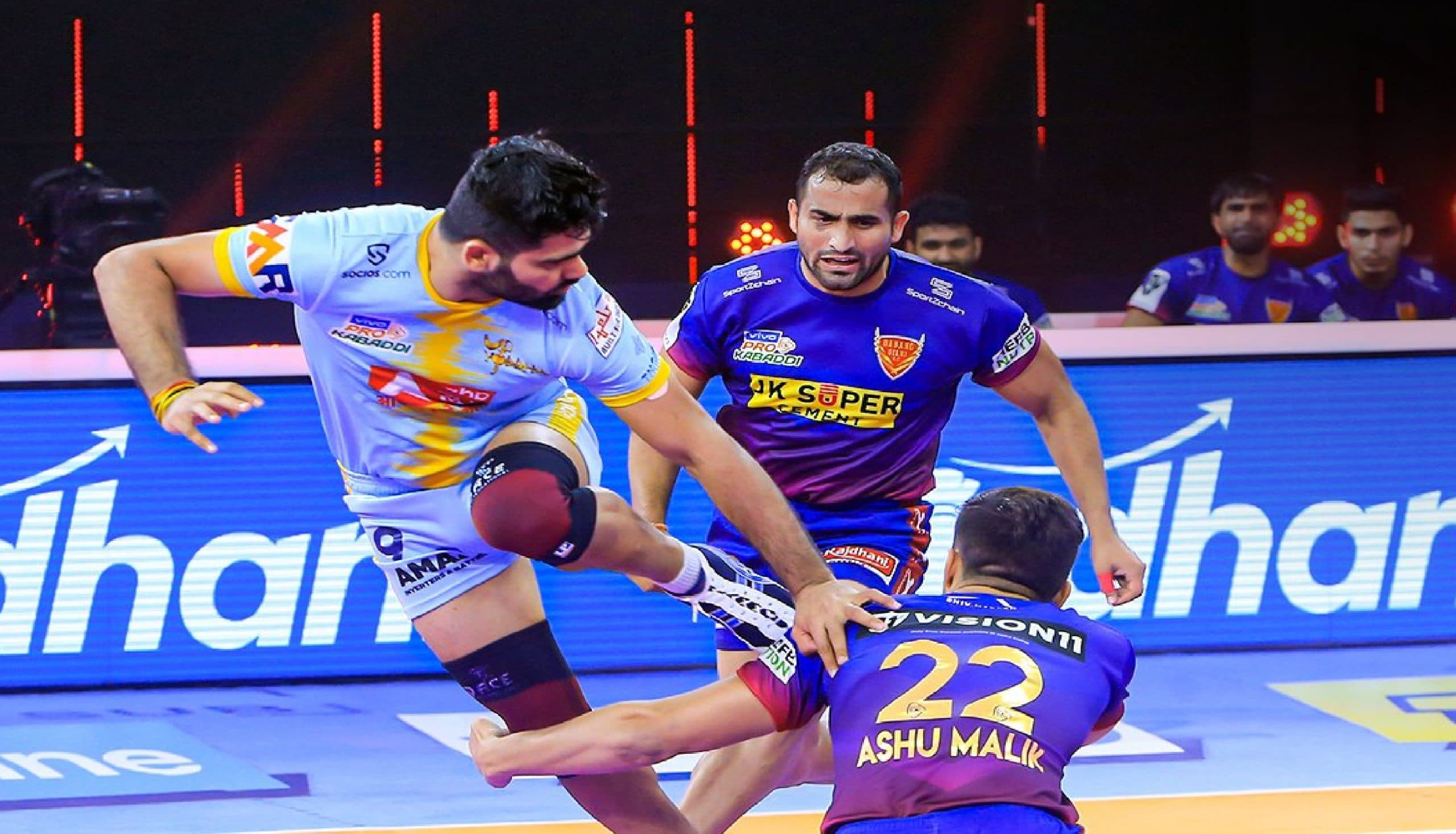 PKL 2022: आज यूपी के योद्धाओं से भिड़ेंगे दिल्ली के दबंग, जानें कब और कहां देखें मैच