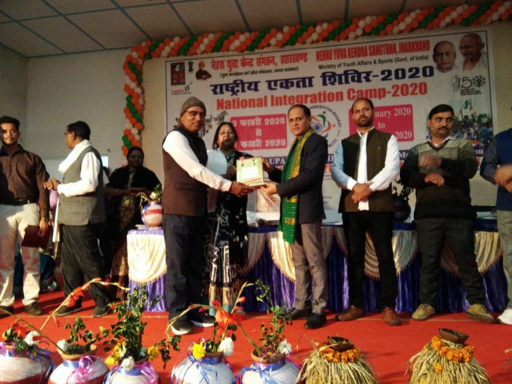 International Yoga Day 2020 : सेहतमंद रहने के लिए ही नहीं, खूबसूरत दिखने के लिए भी जरूरी है योग