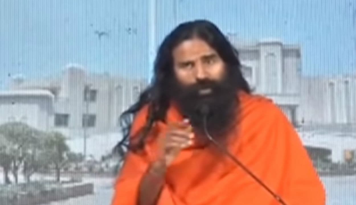 बाबा रामदेव ने कहा- एलोपैथी दवाओं की दादागिरी खत्म करूंगा, 2021 के लिए पतंजलि ने लिए 3 संकल्प