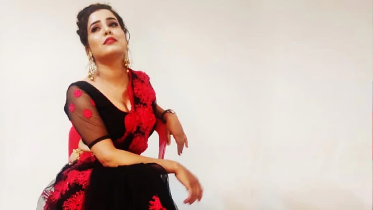 खेसारी लाल को सुशांत सिंह बनाने की साजिश? एक्टर के काजल राघवानी से विवाद में जोया खान की एंट्री