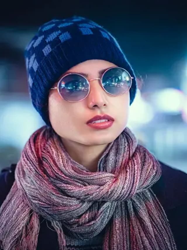 खूबसूरत चमकते चेहरे के लिए विंटर मेकअप टिप्स, हर पार्टी की दिखेंगी जान