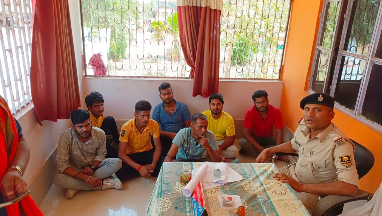 पटना से अगवा मैनेजर जमुई में बरामद, मुख्य अपहरणकर्ता सहित सात गिरफ्तार, 10 लाख फिरौती की थी मांग