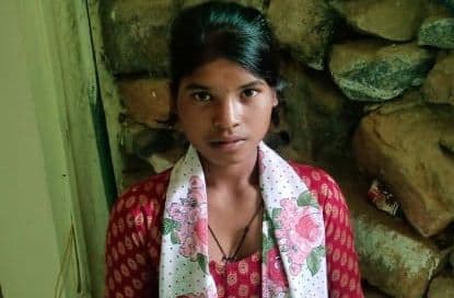 गुमला : पिता की मौत के बाद बच्चों को छोड़कर मां ने कर ली दूसरी शादी, तीन बच्चों की कहानी