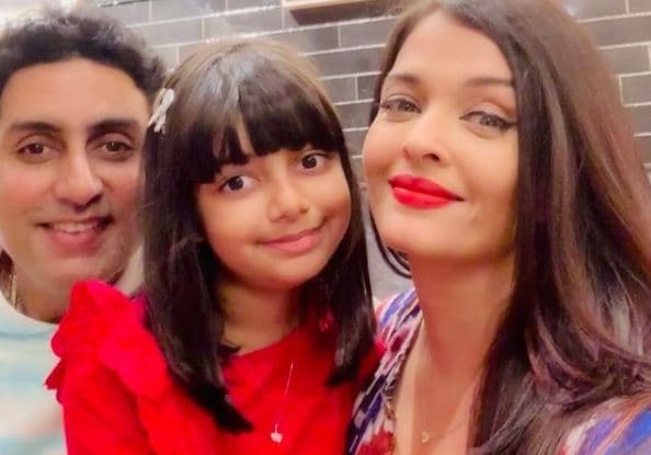 जब आराध्या ने 'देसी गर्ल' सॉन्ग पर किया था डांस, अभिषेक और ऐश्वर्या ने भी साथ में लगाए थे ठुमके, VIDEO